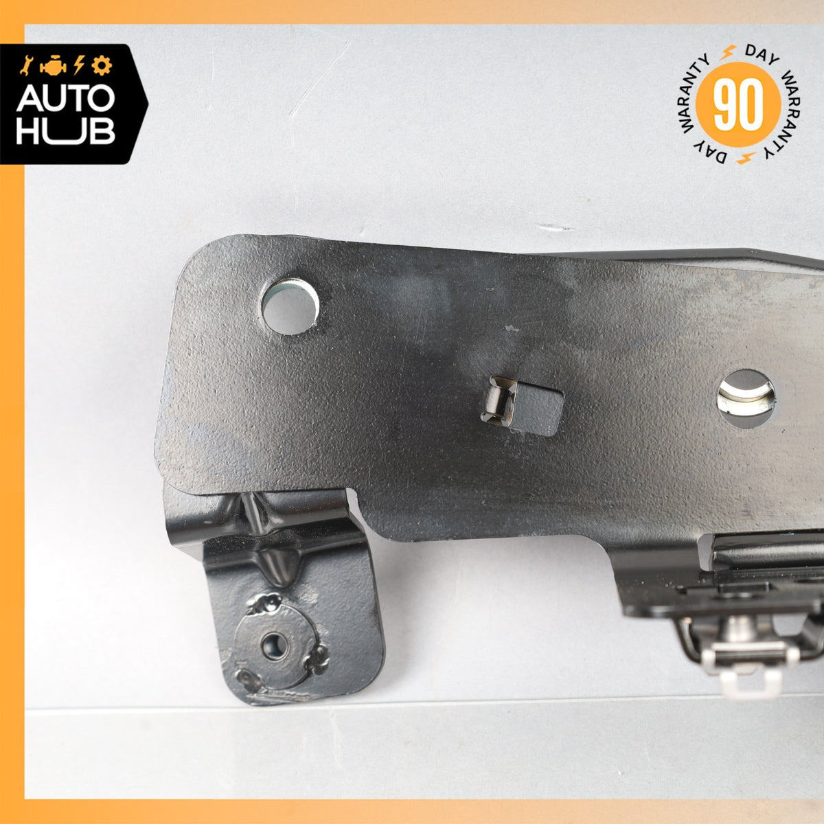 Bentley Continental GTC Cabrio Seat Belt Extender Guide Right 3W7880304A OEM - photo 7