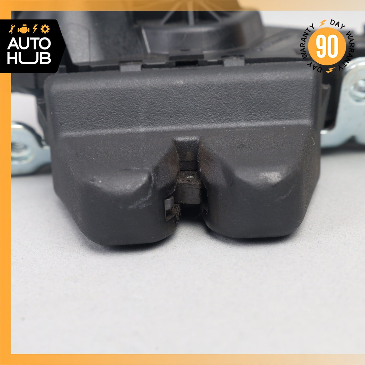 Mercedes W117 CLA250 Trunk Boot Door Lid Lock Latch Actuator 1177500085 OEM - photo 6