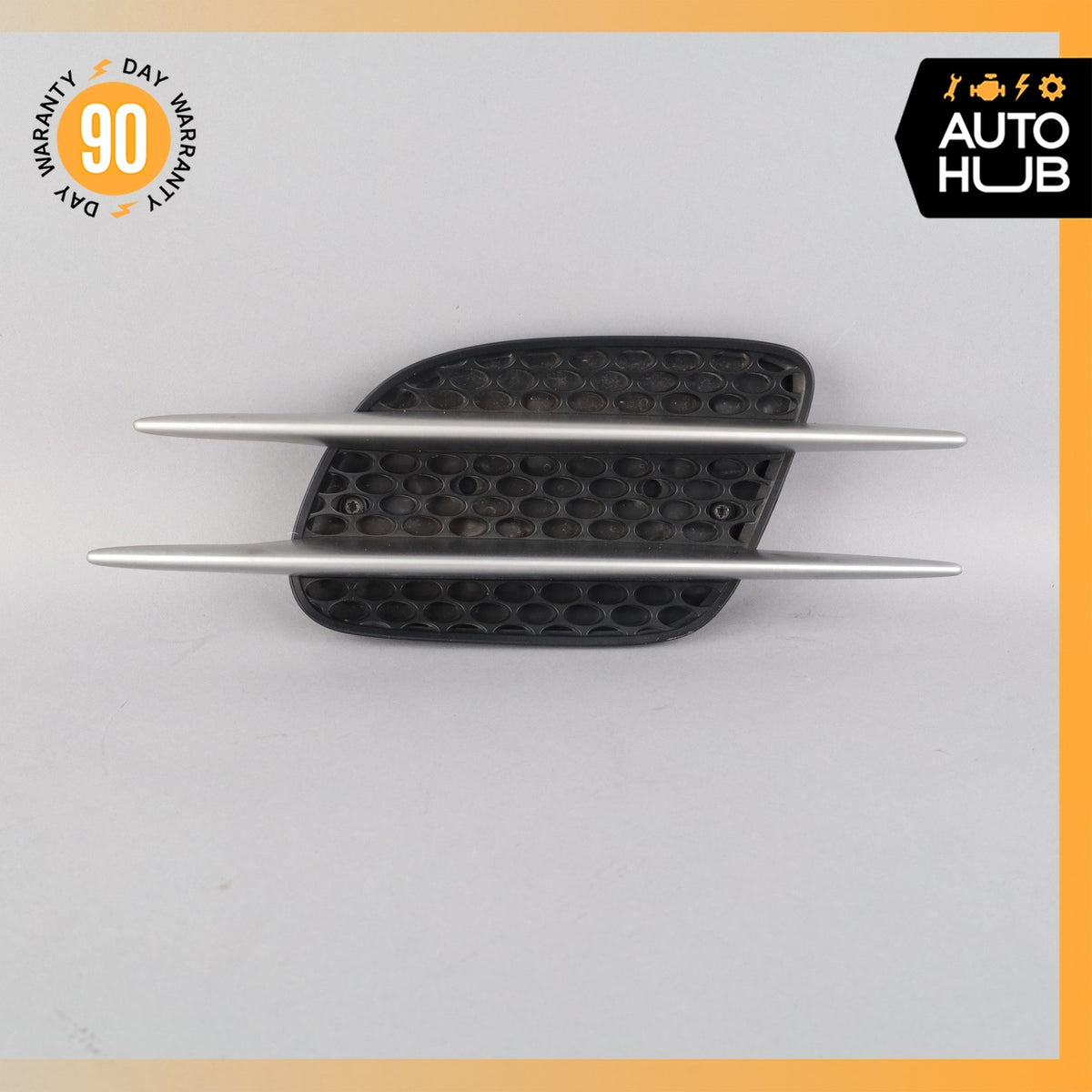 03-08 Mercedes R230 SL500 SL55 AMG SL550 Fender Grill Grille Vent Right Side OEM - photo 2