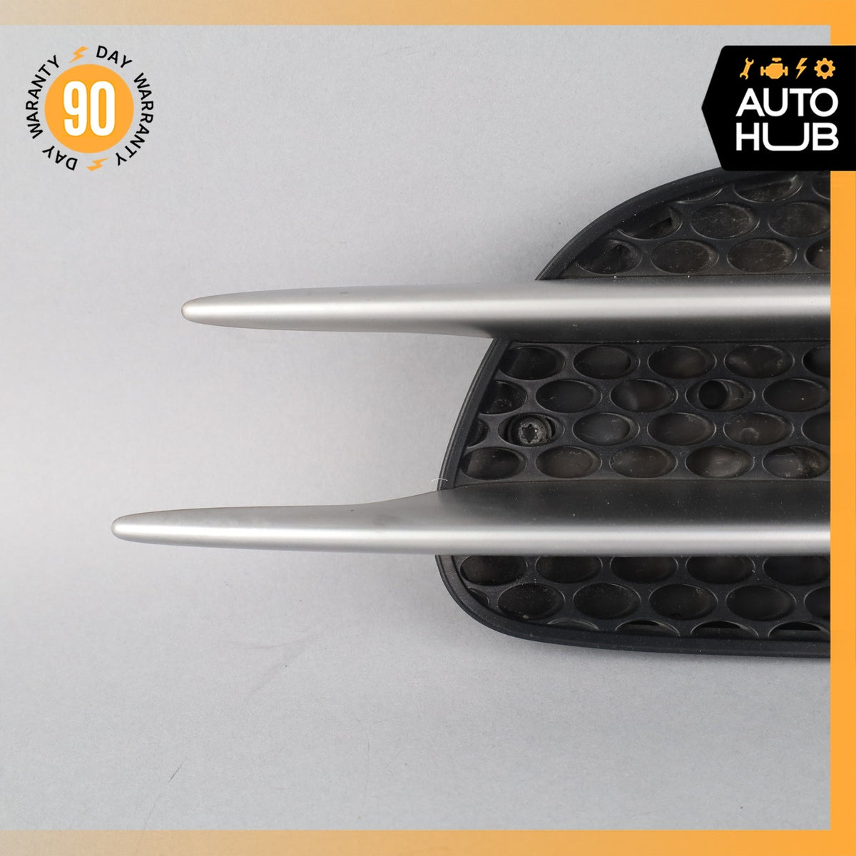 03-08 Mercedes R230 SL500 SL55 AMG SL550 Fender Grill Grille Vent Right Side OEM - photo 3