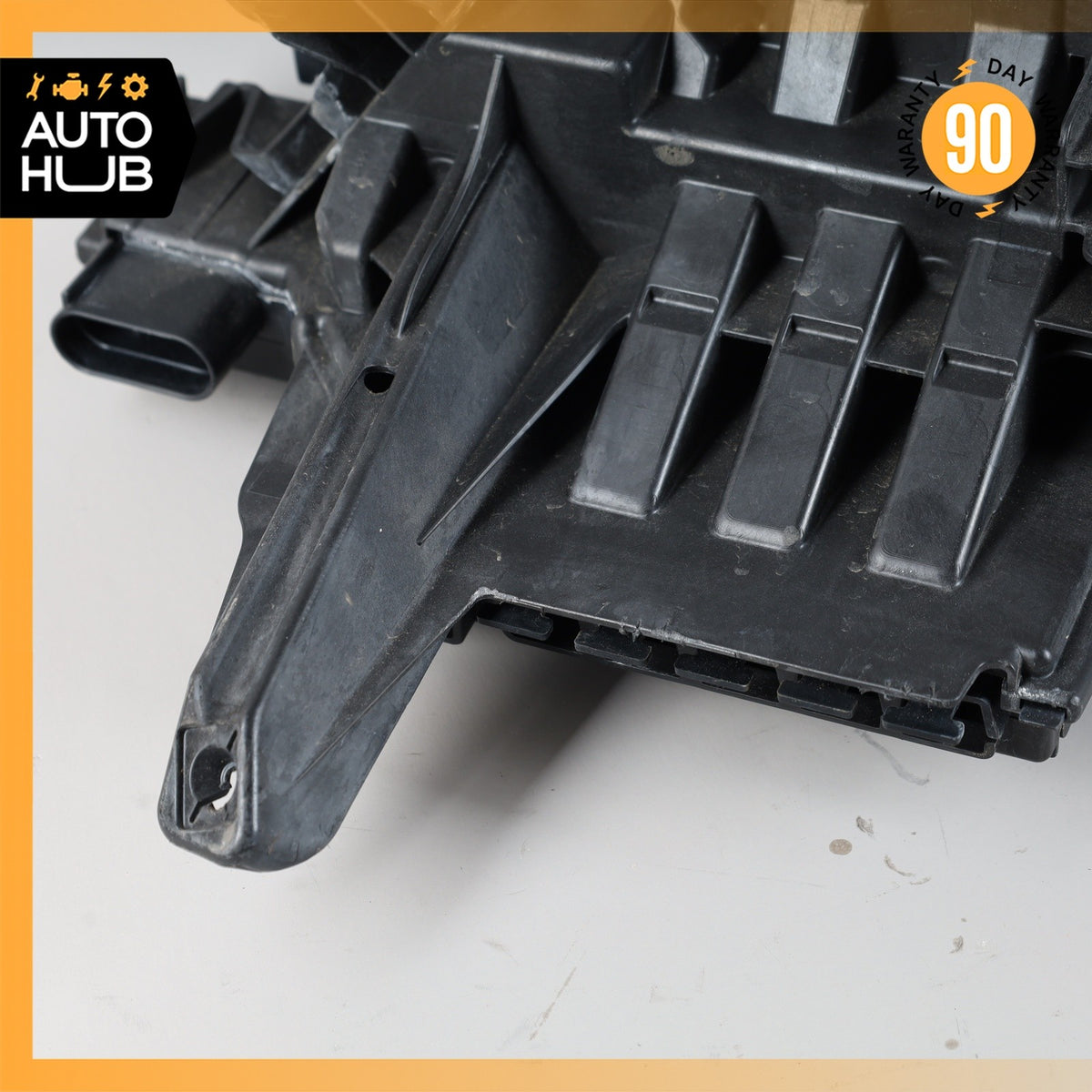 16-23 Mercedes X253 GLC300 Engine Fuse Relay Box Power Distribution OEM - photo 9