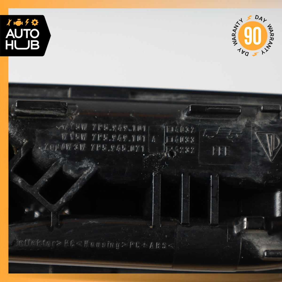 11-14 Porsche Cayenne 958 Hybrid S Front Left Driver Side Marker Light OEM - photo 10