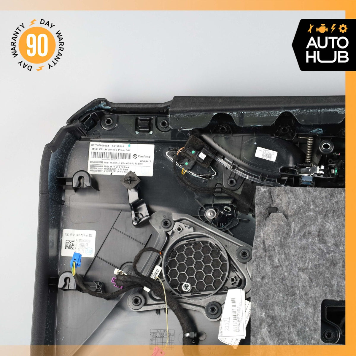 17-20 Maserati Levante M161 Interior Door Panel Front Left Side Black OEM 73k - photo 11