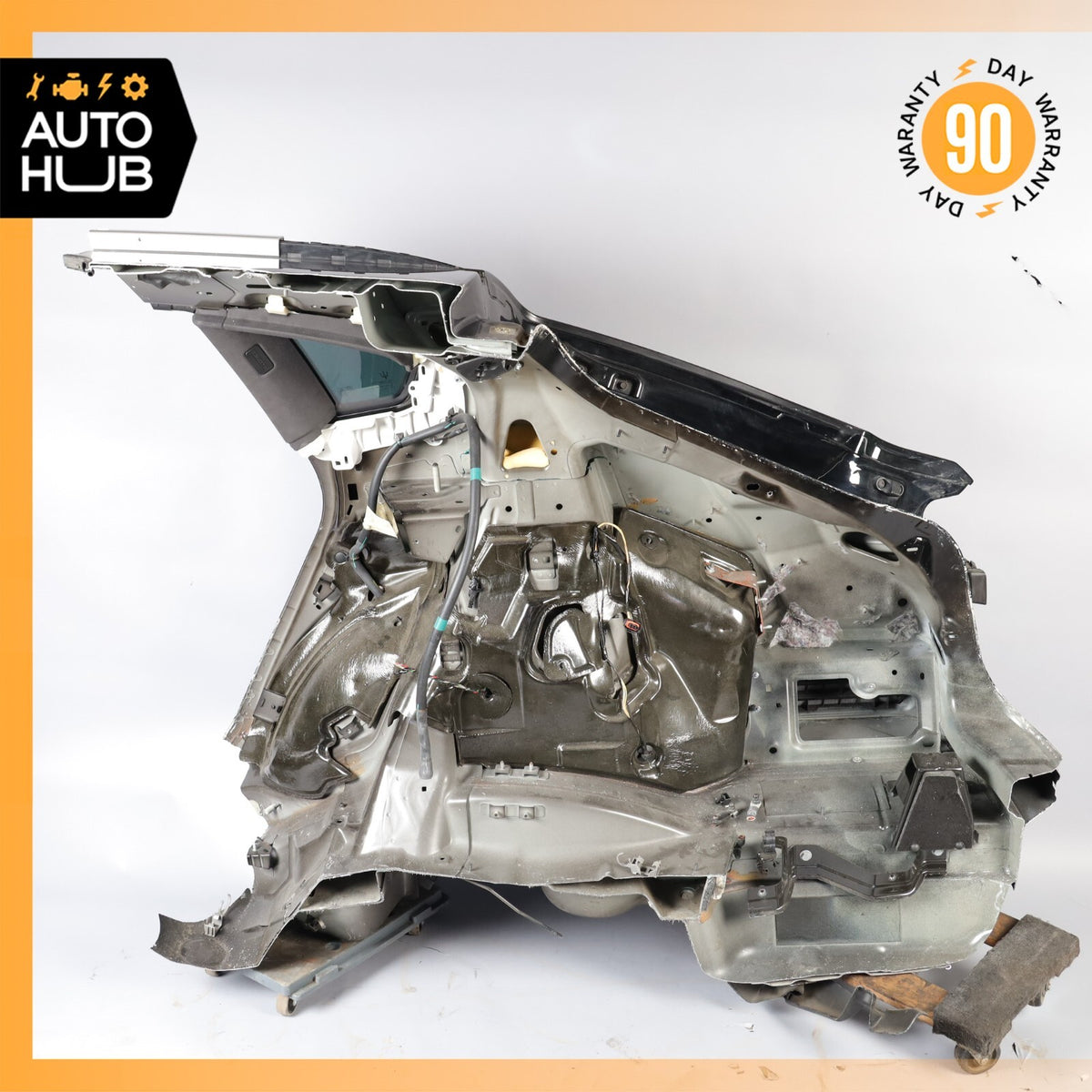 17-21 Maserati Levante M161 Rear Right Passenger Side Quarter Panel Cut OEM 26k - photo 12