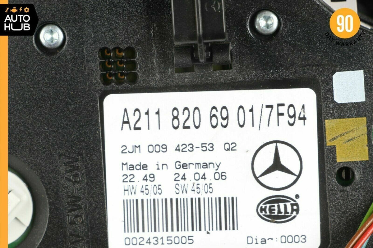 03-09 Mercedes W211 E350 E320 Front Overhead Dome Light Gray 2118206901 OEM - photo 10