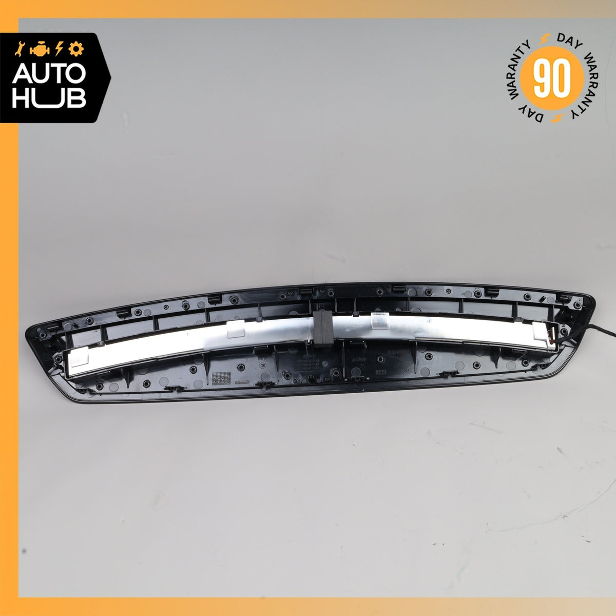 Mercedes W213 E300 3rd Third Brake Stop Light Lamp w/ Trim  OEM - photo 7