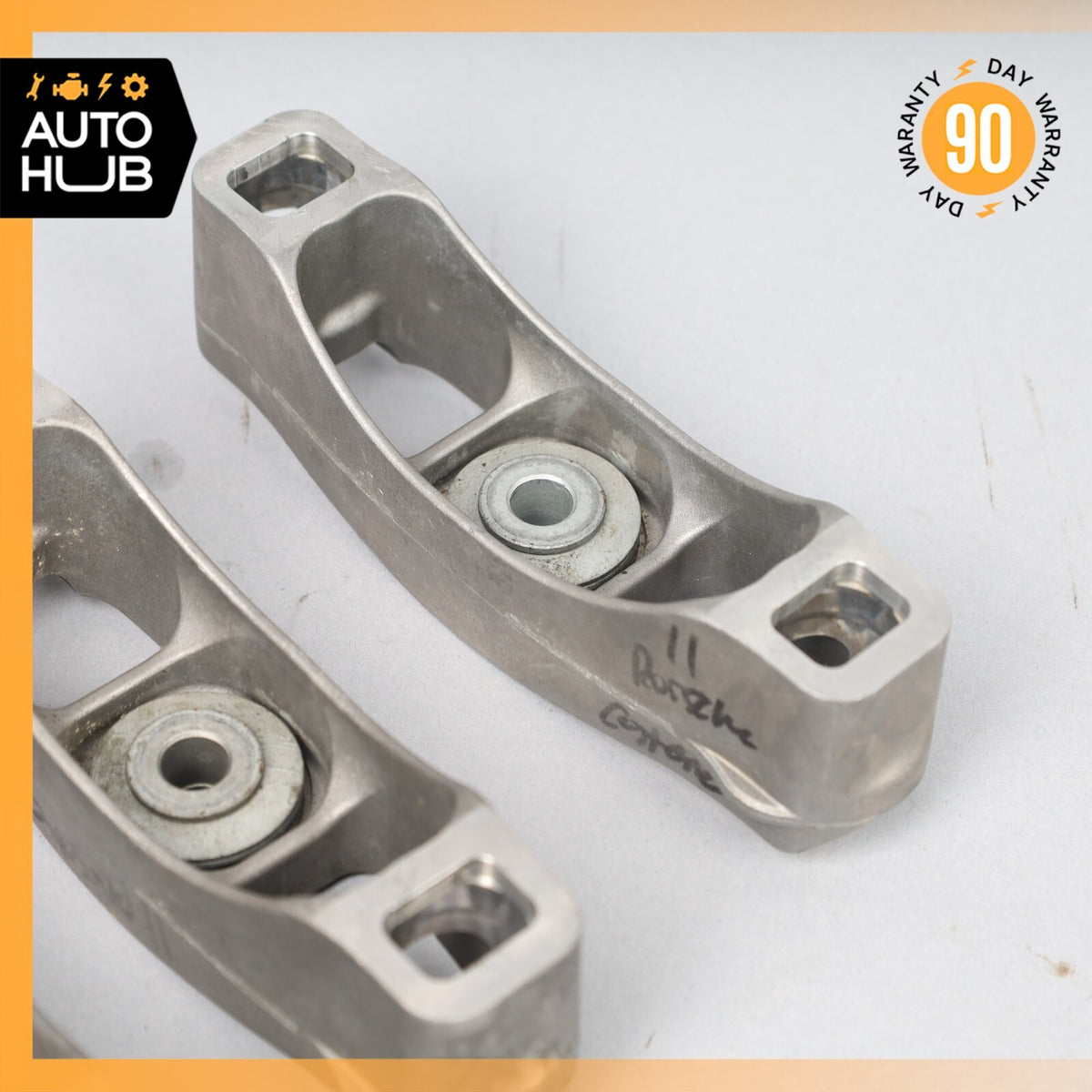 Porsche Panamera 970 3.6L V6 Fuel Injector Rail Support Bracket Set OEM - photo 13