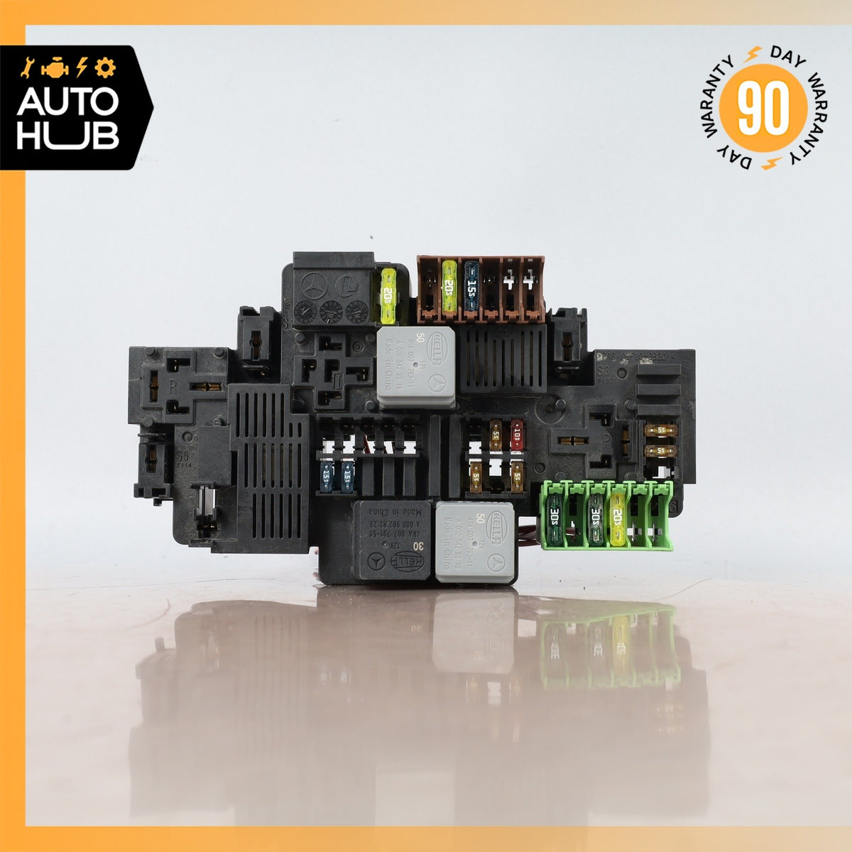 Mercedes W213 E300 E43 AMG Front Engine Fuse Box Relay 2139062202 OEM - photo 2