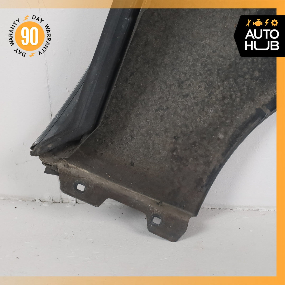 06-11 Mercedes W219 CLS550 CLS55 AMG Left Driver Side Fender Assembly OEM - photo 9