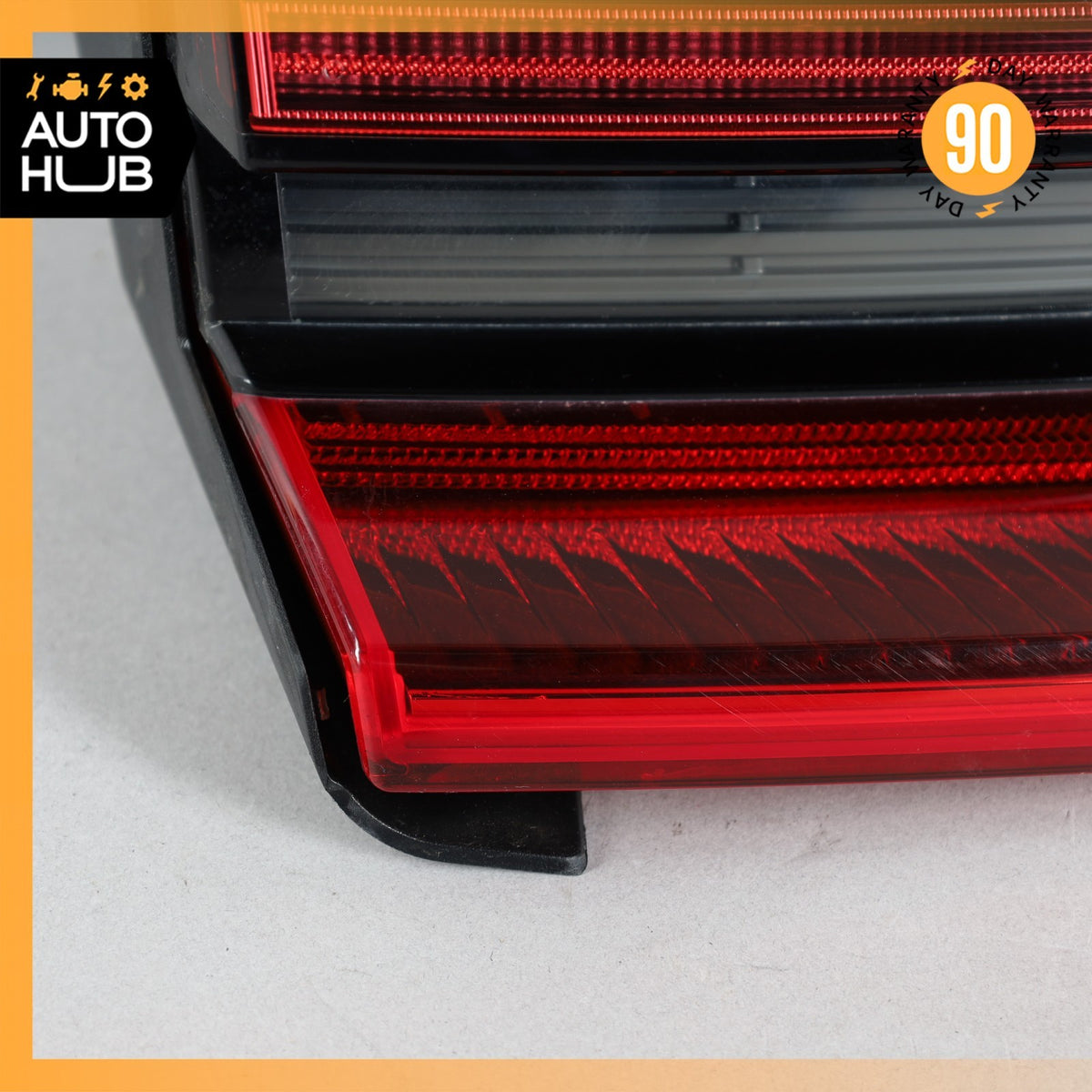 15-18 Porsche Macan 95B Rear Left Side Inner Tail Light Lamp 95B945093G OEM 88k - photo 5