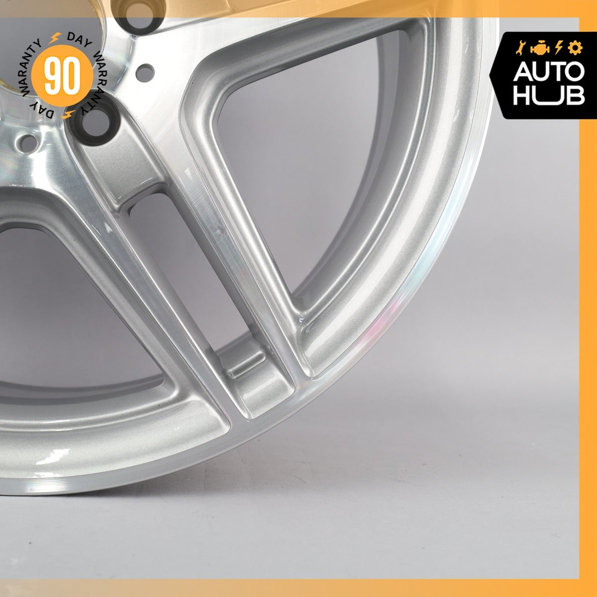 Mercedes W204 C250 C63 AMG 8 x 18 18" Front Wheel Rim 2044014102 OEM - photo 6