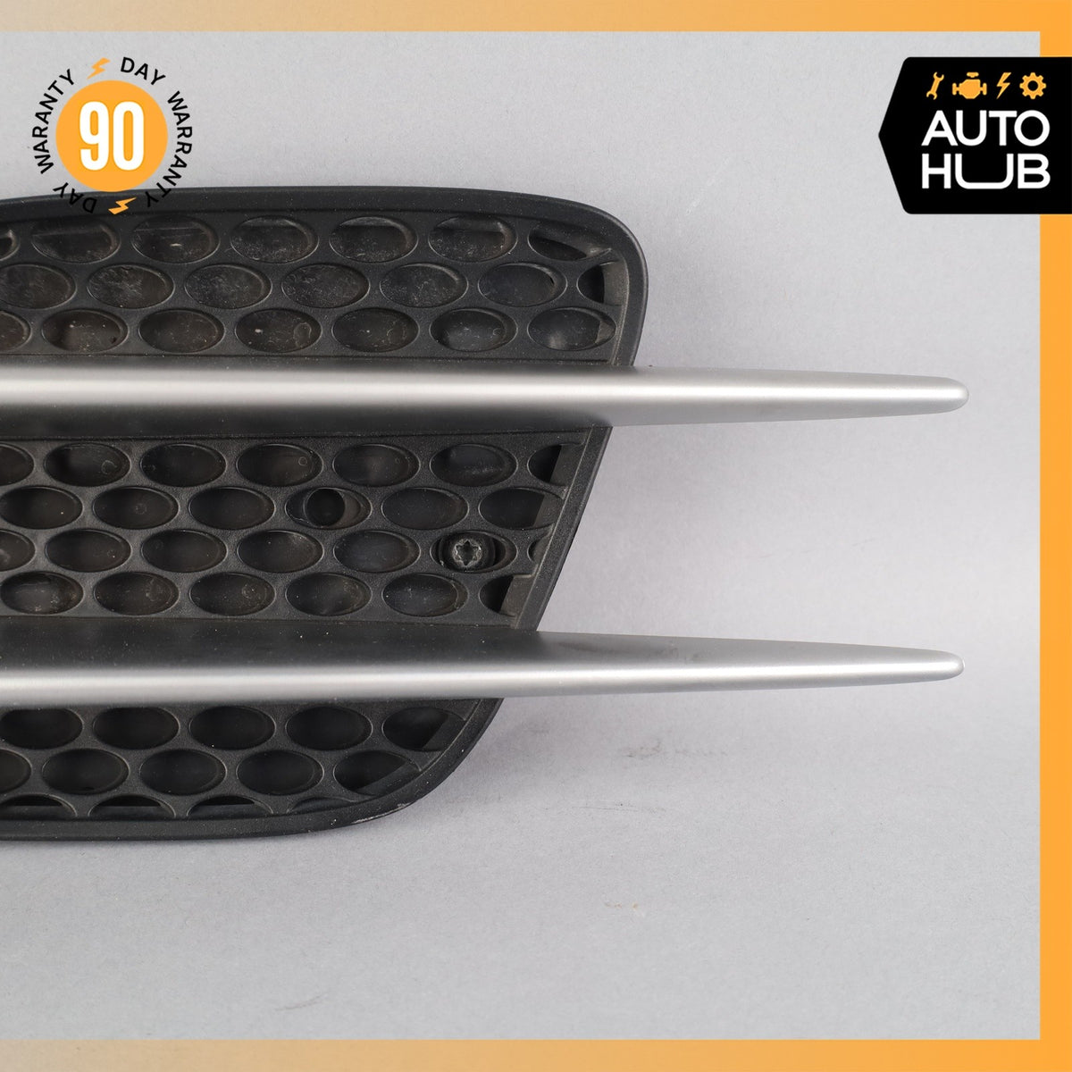 03-08 Mercedes R230 SL500 SL55 AMG SL550 Fender Grill Grille Vent Right Side OEM - photo 4