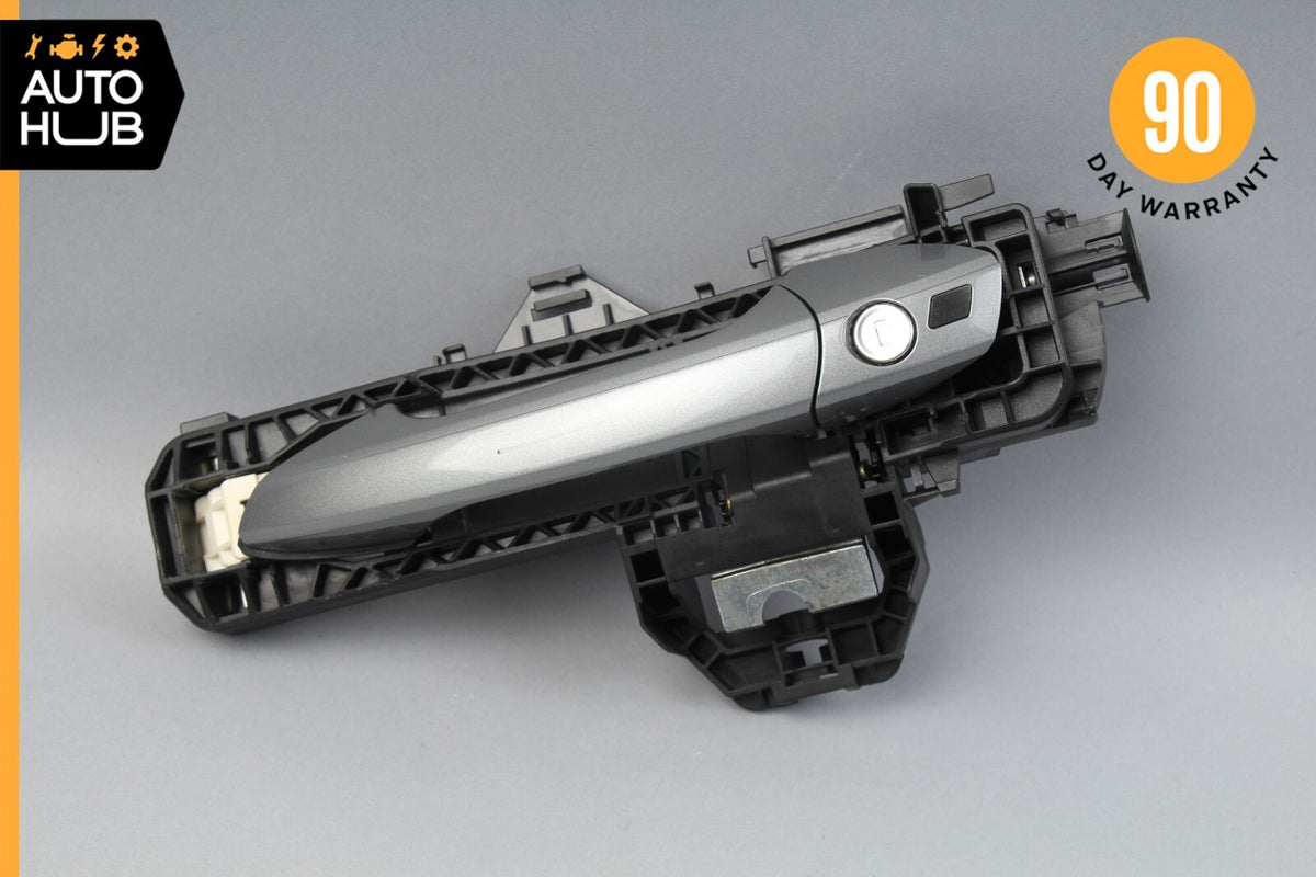 08-11 Mercedes W204 C300 C250 Front Left Driver Side Exterior Door Handle OEM - photo 1