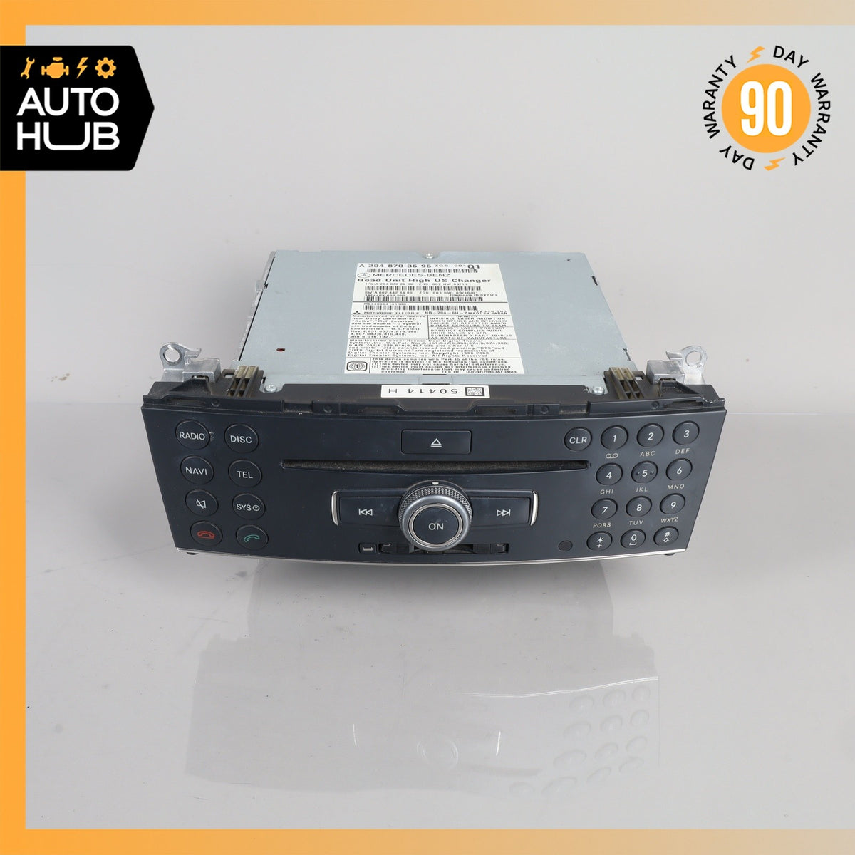 2009 Mercedes W204 C63 AMG C300 C350 Navigation Command Head Unit CD Audio OEM - photo 2