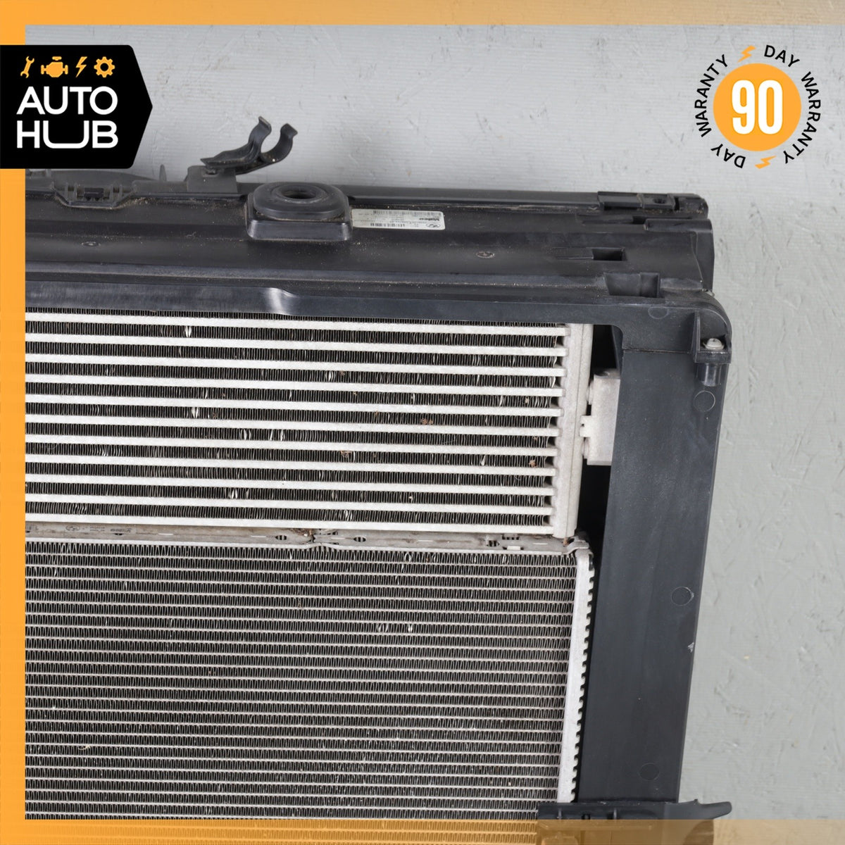 10-19 BMW F10 550i 650i Cooling Radiator A/C Condenser Oil Cooler w/ Fan OEM - photo 4