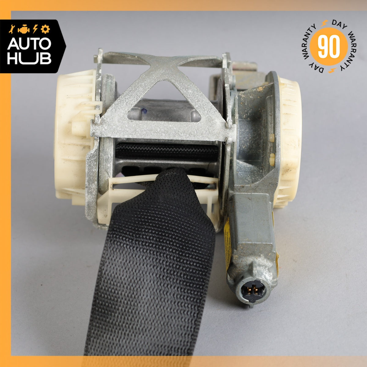 08-14 Mercedes W204 C300 C350 C63 AMG Front Right Passenger Seat Belt Black OEM - photo 6