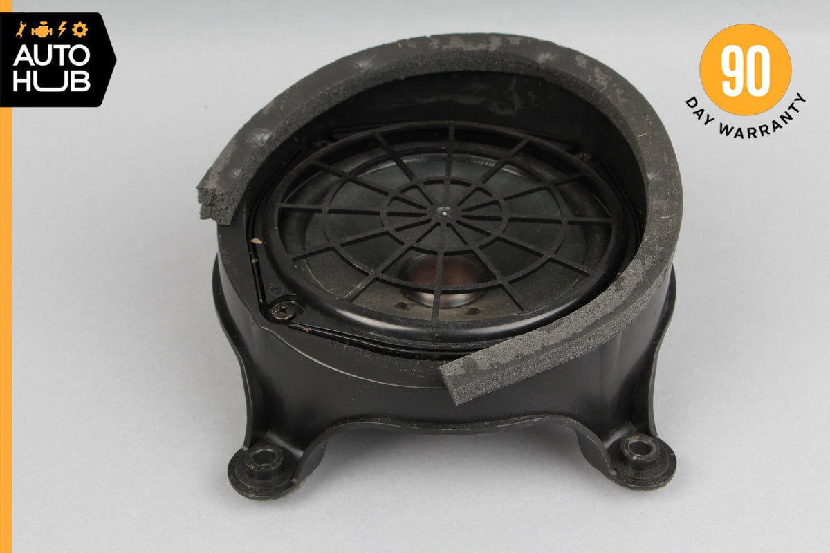 02-05 Mercedes W163 ML500 ML320 Rear Right Bose Speaker Assembly 1638200802 OEM - photo 1