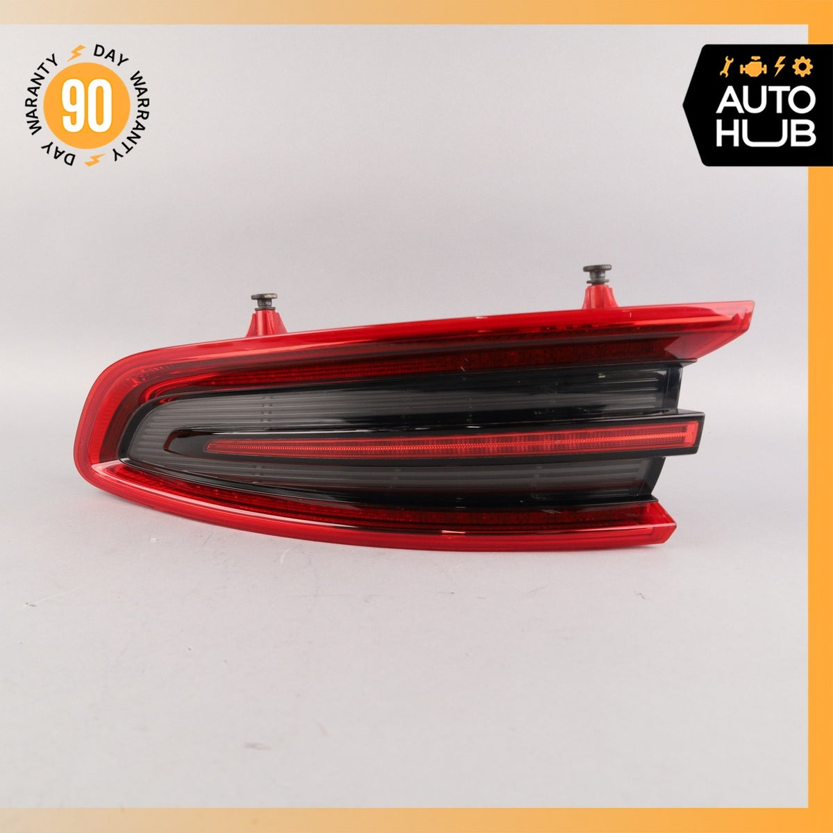 15-18 Porsche Macan 95B S GTS Right Side Outer Tail Light Lamp 95B945096E OEM - photo 7
