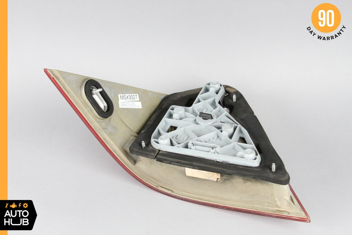 01-04 Mercedes W203 C230 C320 C32 Tail Light Lamp Rear Right Passenger Side OEM - photo 11