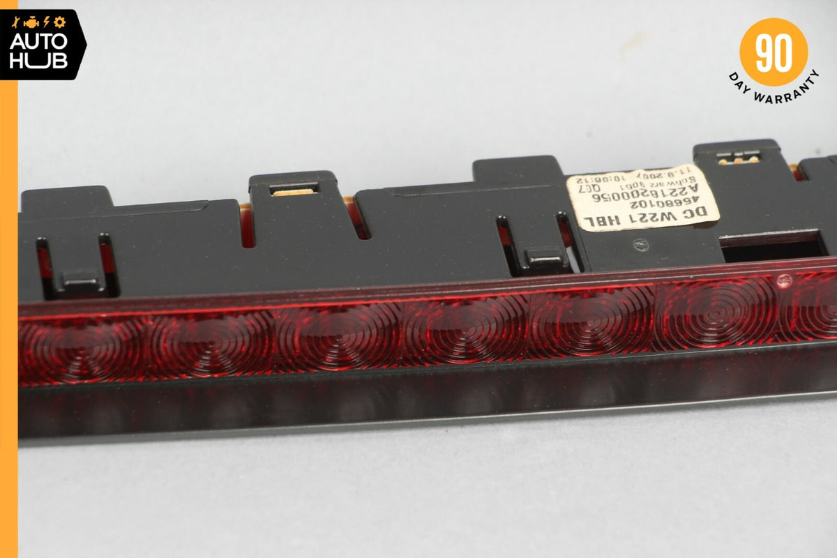 07-14 Mercedes W216 CL550 S550 Rear 3RD Third Brake Stop Light 2218200056 OEM - photo 3