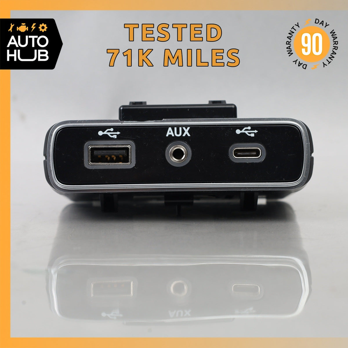 17-23 Alfa Romeo 949 Stelvio Center Console USB AUX Jack Adapter Socket OEM 71k - photo 1