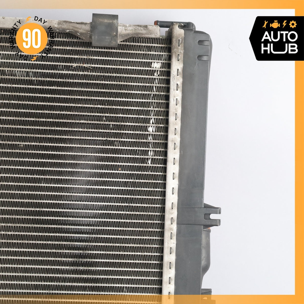 88-95 Mercedes W124 300CE 300TE 260E Engine Cooling Radiator OEM - photo 12