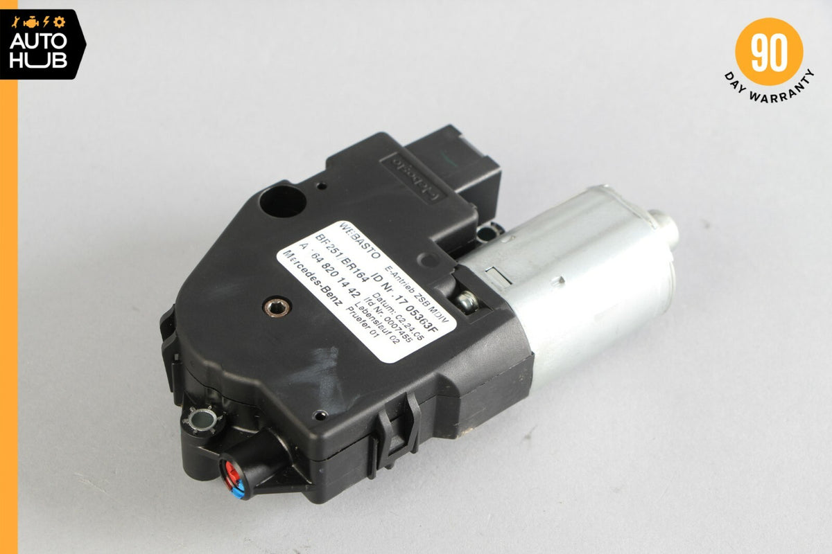 06-13 Mercedes W164 ML500 GL450 Panoramic Sunroof Sun Roof Motor 1648201442 OEM - photo 1
