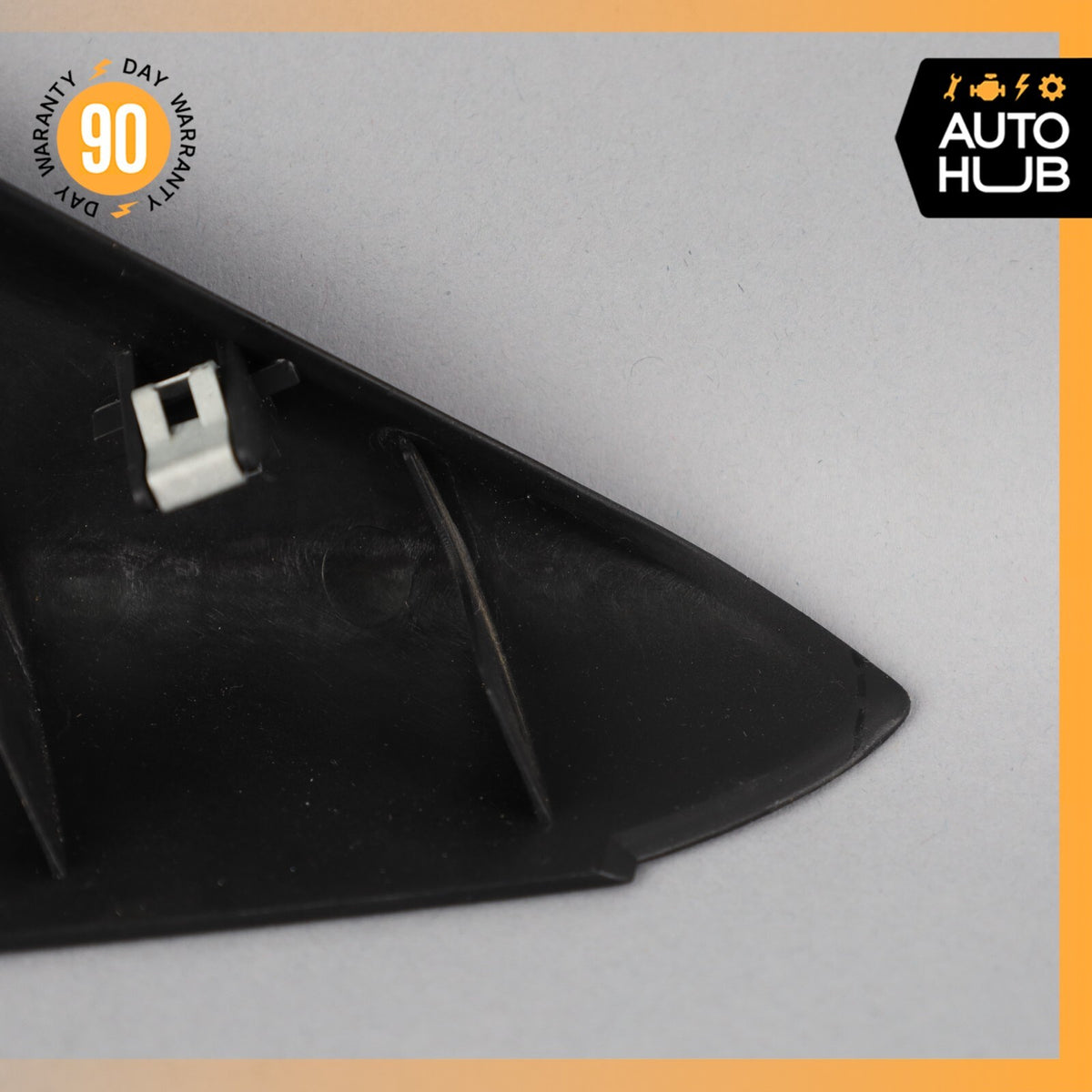 03-13 Maserati Quattroporte M139 4.7L S Left Side Door Corner Trim Panel OEM - photo 8