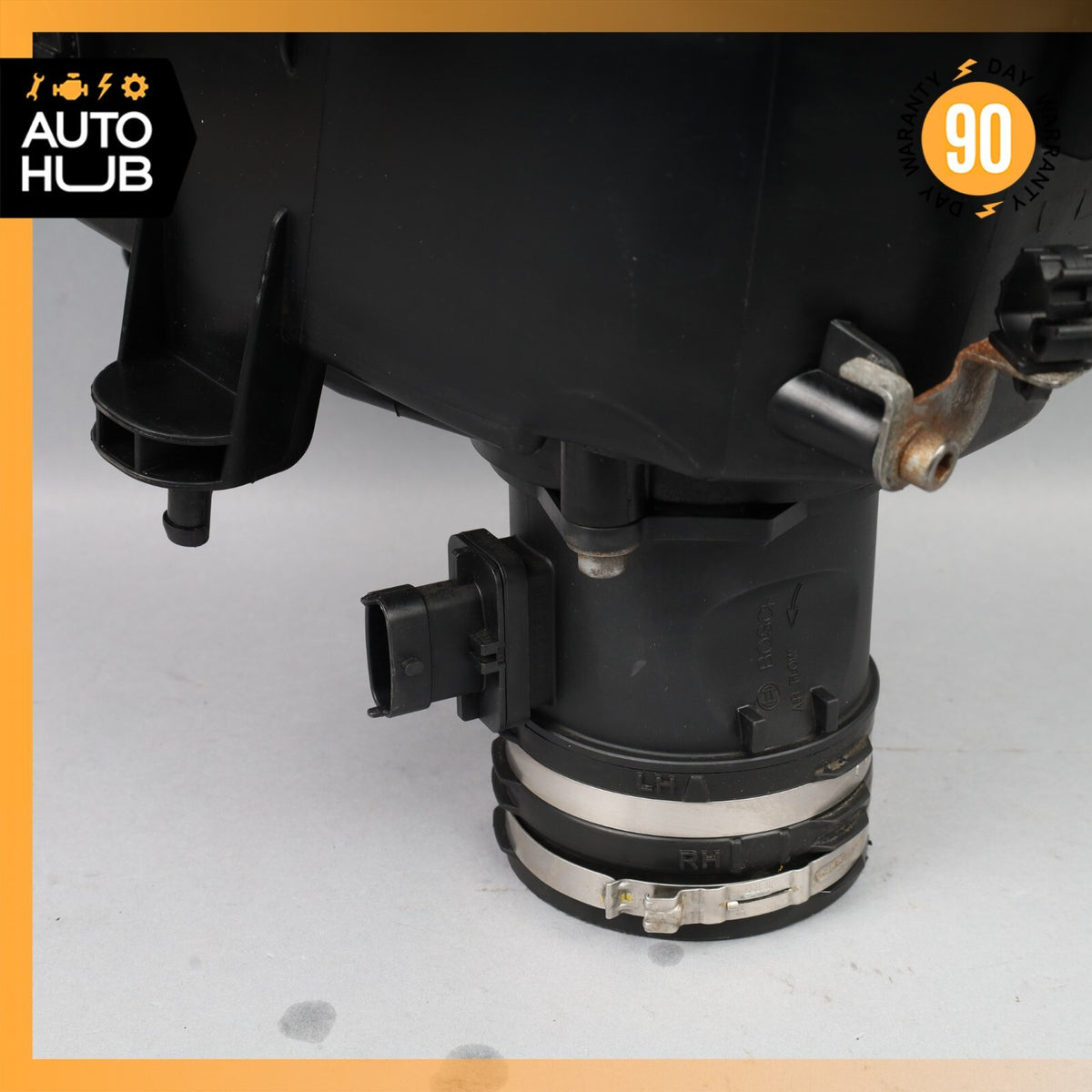14-18 Maserati Quattroporte Ghibli Engine Air Intake Filter Right 670001543 OEM - photo 4