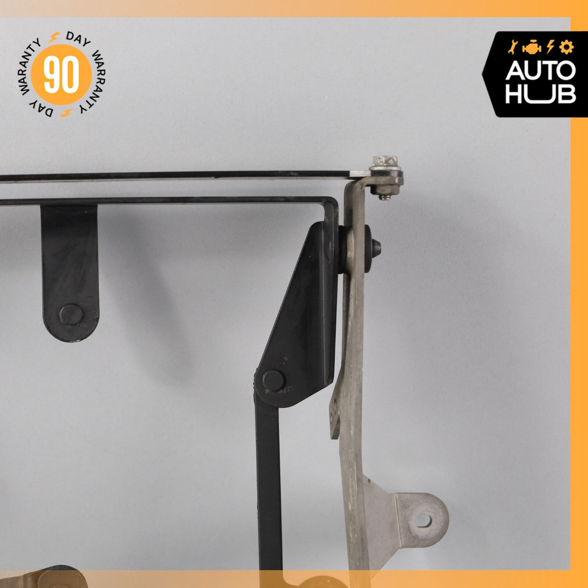08-10 Mercedes W221 S63 CL63 AMG Heat Exchanger Mounting Bracket 2215000246 OEM - photo 12