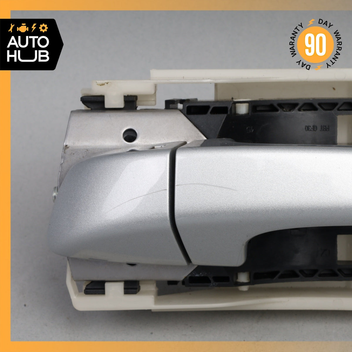 11-18 Porsche Cayenne 958 Front Left Driver Side Exterior Door Handle Silver OEM - photo 2