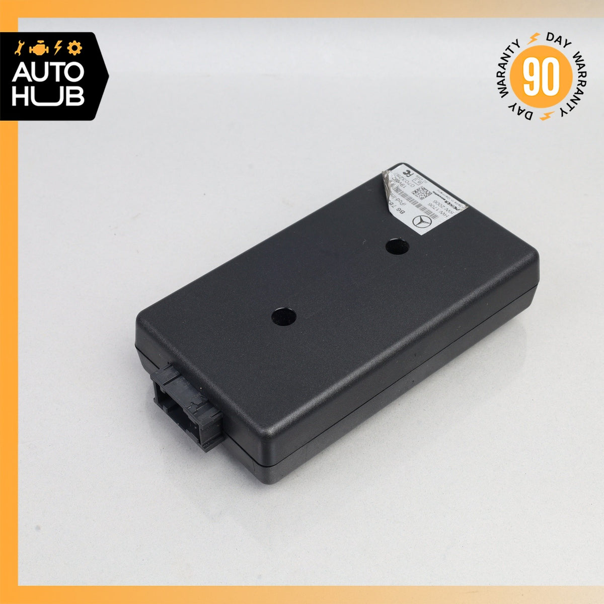 07-13 Mercedes W209 CLK350 ML63 E350 Ipod Interface Control Module B67824252 OEM - photo 2