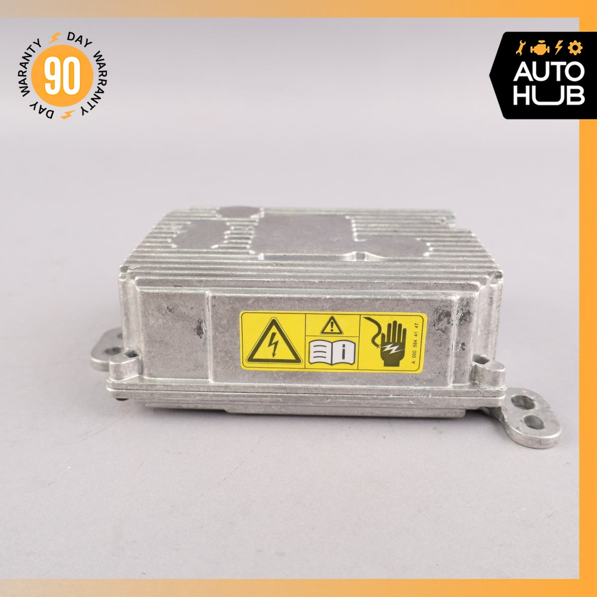 Mercedes W213 E300 AC DC Power Inverter Converter Control Module OEM - photo 4
