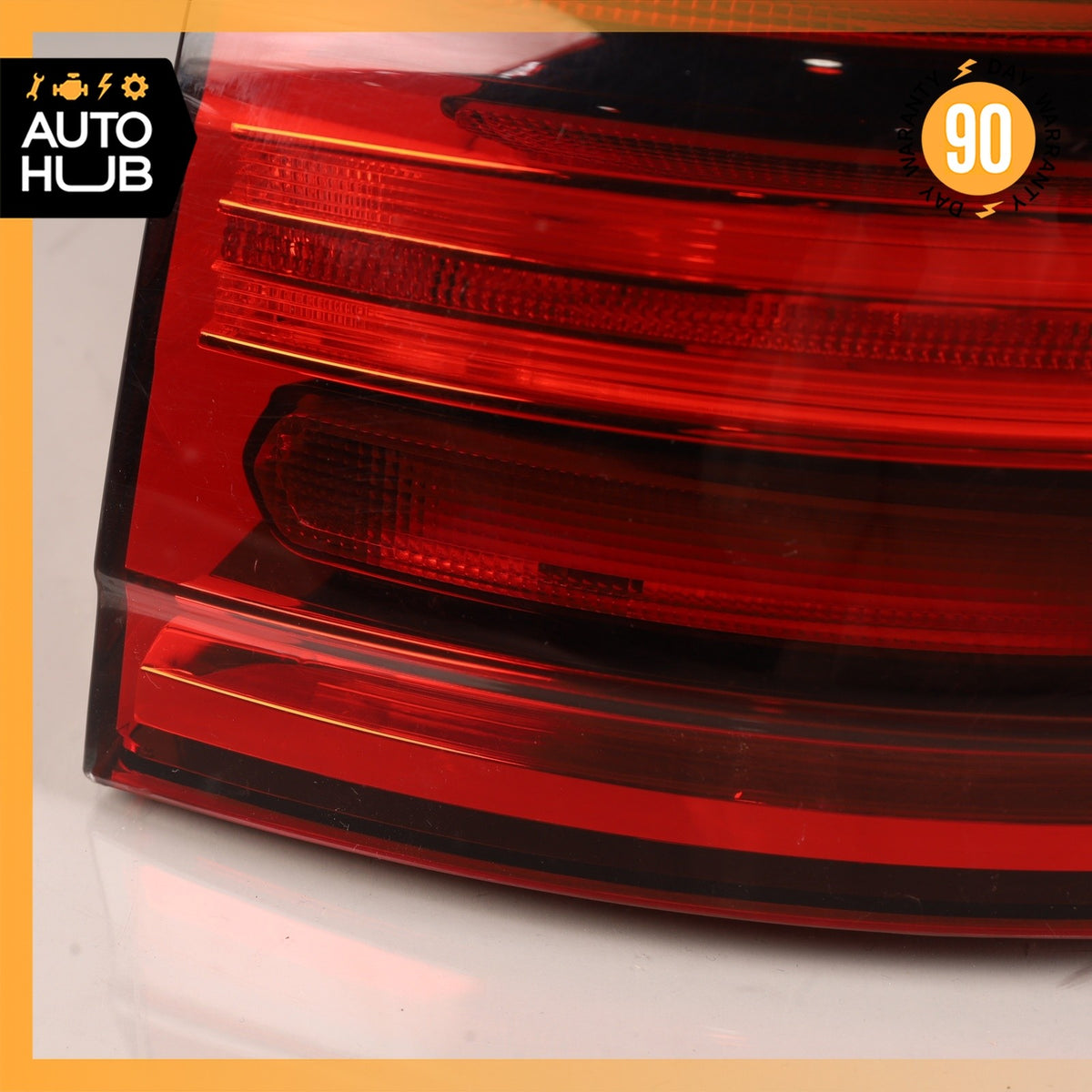 15-18 Porsche Cayenne 958 Right Side Outer Tail Light Lamp 7P5945208H OEM - photo 4