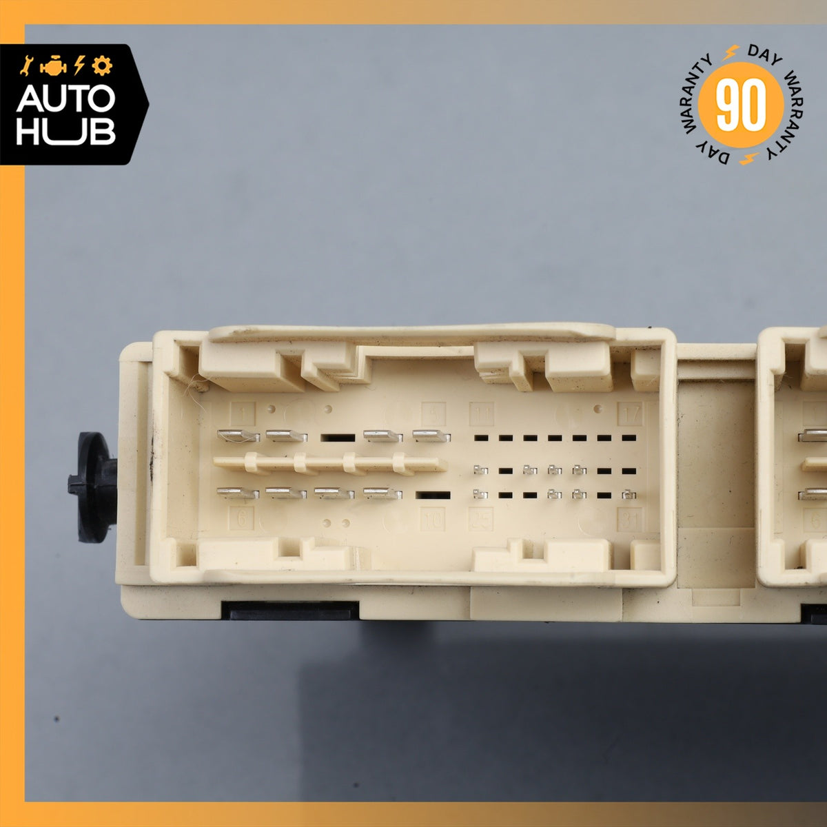 Mercedes W242 B250e Front Right Side Seat Control Module Unit OEM - photo 6