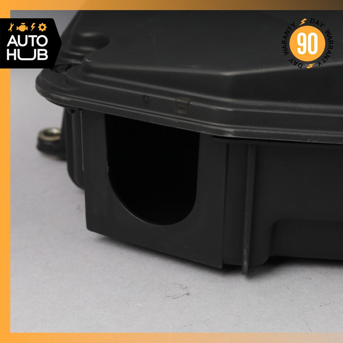 04-19 Maserati Quattroporte M139 Engine Fusebox Control Module Bay Cover OEM - photo 2