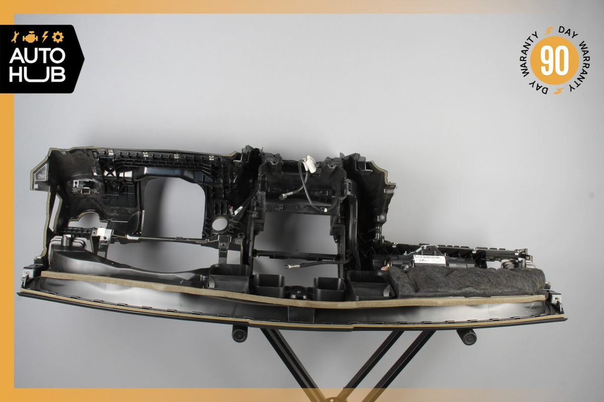 08-11 Mercedes W204 C300 C350 Dashboard Dash Board Panel Assembly w/ Airbag OEM - photo 8