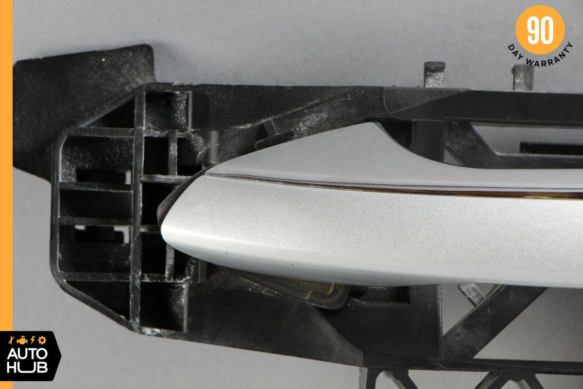 07-13 Mercedes W221 S550 S63 AMG Rear Left Side Exterior Door Handle Silver OEM - photo 4