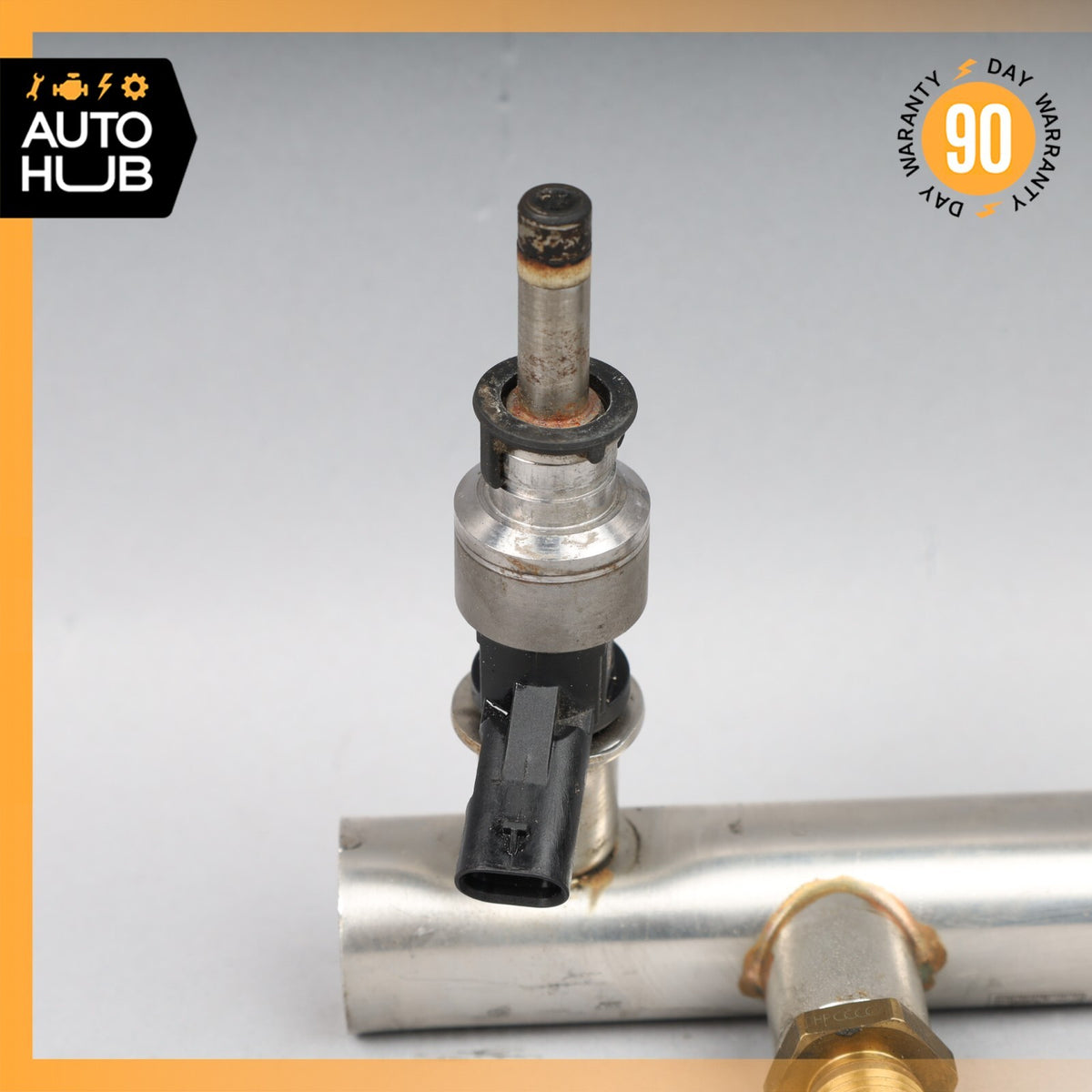 Porsche Cayenne 958 Hybrid S Fuel Injection Rail Line w/ Injectors Right Side - photo 4