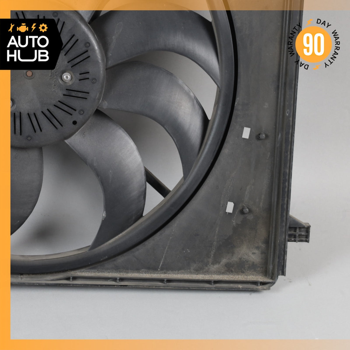 Maserati Quattroporte M156 Engine Radiator Cooling Fan Motor Assembly OEM 56k - photo 6
