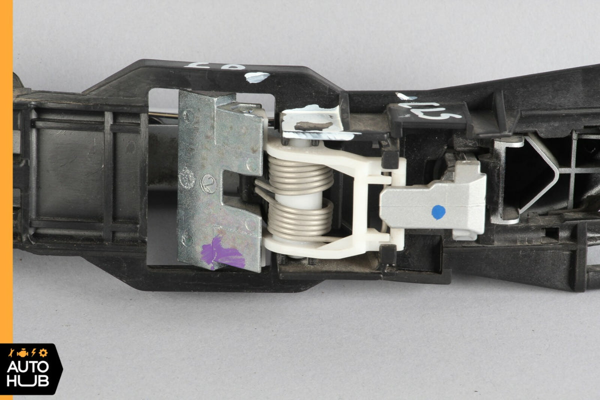 06-11 Mercedes W219 CLS500 CLS550 Front Right Passenger Door Handle Silver OEM - photo 7