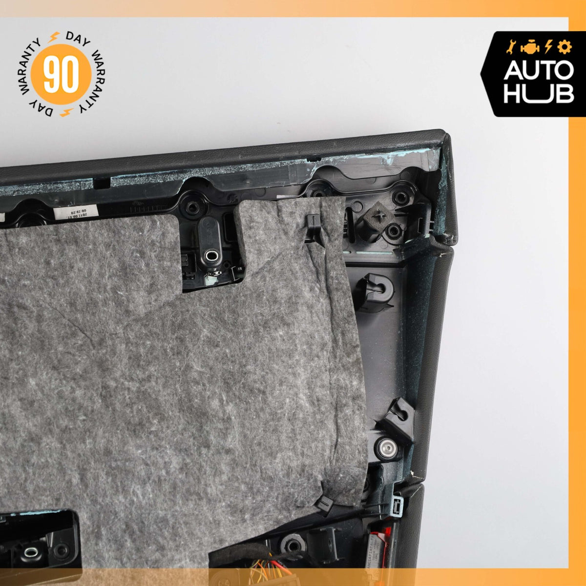 17-20 Maserati Levante M161 Interior Door Panel Front Left Side Black OEM 73k - photo 12
