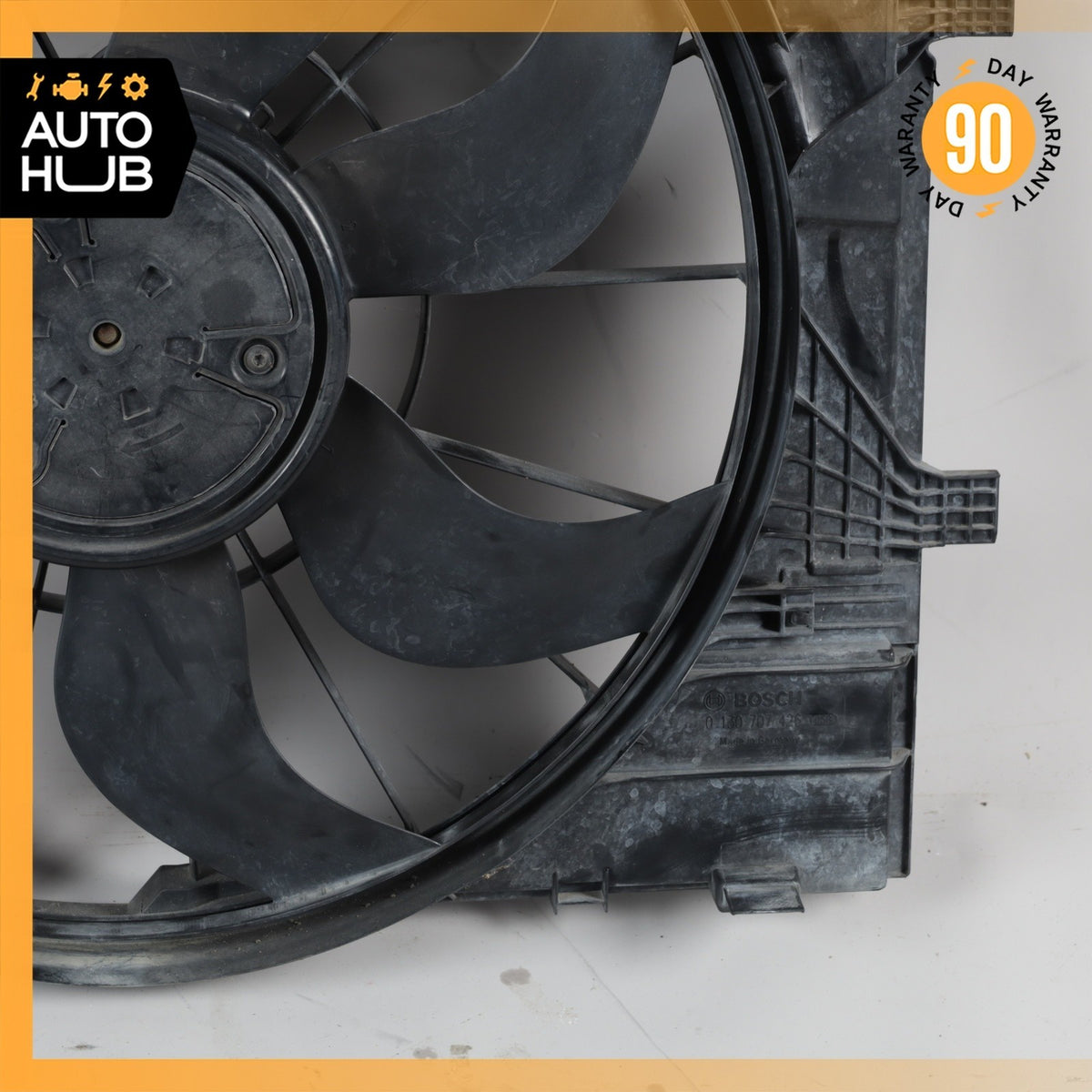 17-22 Mercedes W213 E300 CLS450 Engine Radiator Cooling Fan Motor Assembly OEM - photo 5
