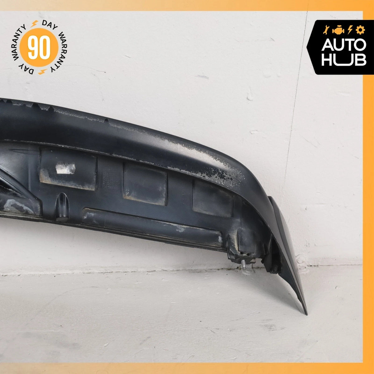 2011 Porsche Cayenne S 958 Trunk Lid Molding Trim Spoiler Wing OEM - photo 13