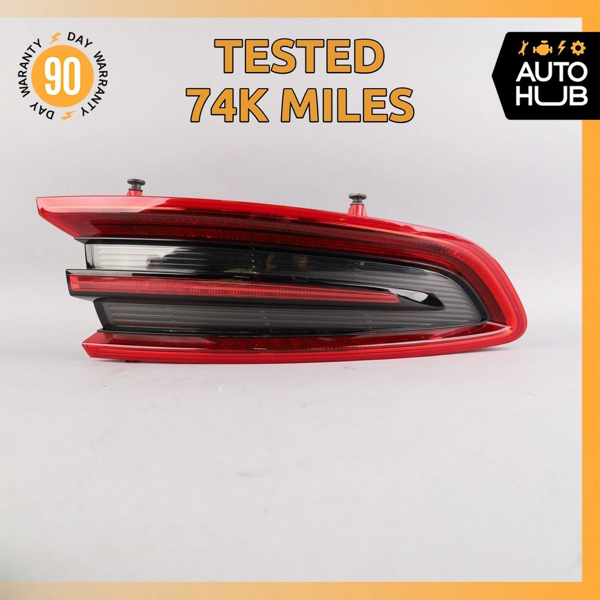 15-18 Porsche Macan 95B S GTS Left Side Outer Tail Light Lamp 95B945095E OEM - photo 1
