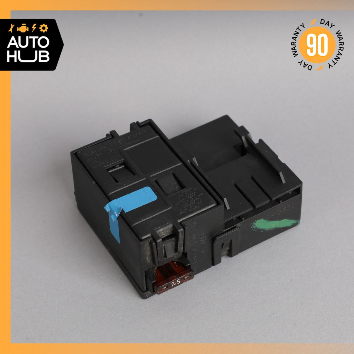 03-12 Mercedes R230 SL500 SL55 AMG Right Side Trunk Junction Box 2305450101 OEM - photo 1