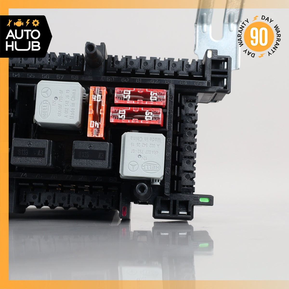 08-09 Mercedes W204 C63 C350 C280 C230 Rear Fuse Relay Box Module OEM - photo 4