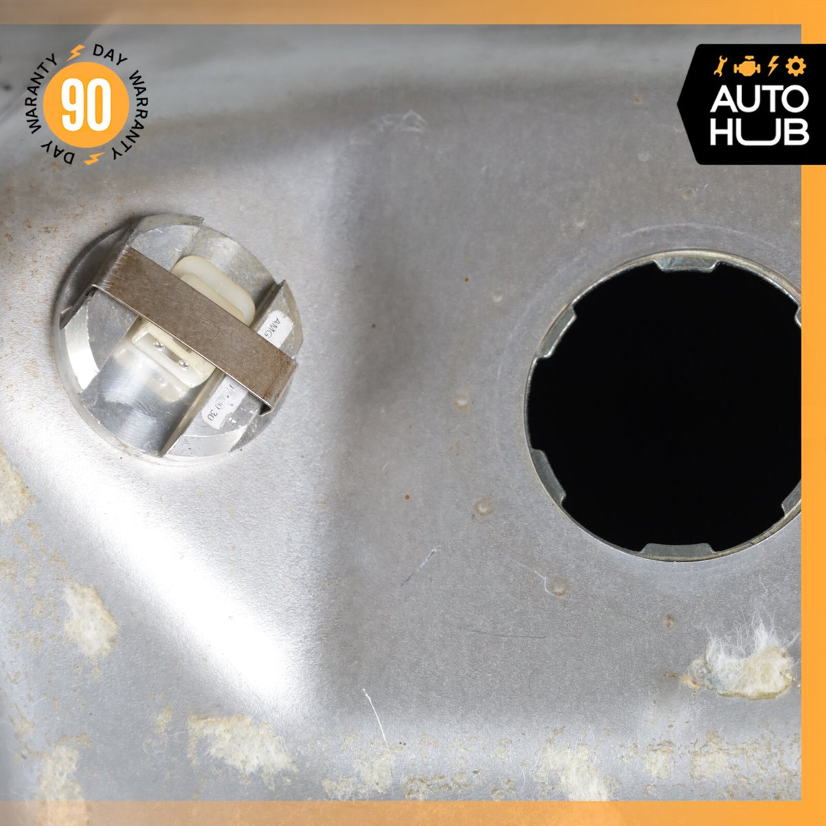 03-06 Mercedes W220 S55 AMG Fuel Gas Tank Reservoir Assembly 2204701320 OEM - photo 7