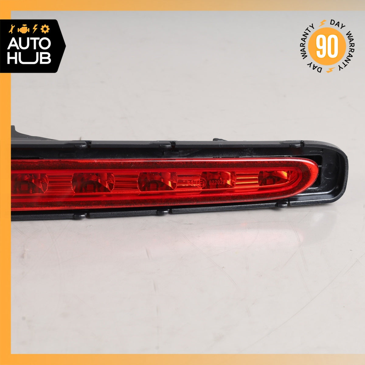 07-09 Mercedes W211 E350 E63 AMG E320 Sedan 3rd Third Brake Stop Light Lamp OEM - photo 2