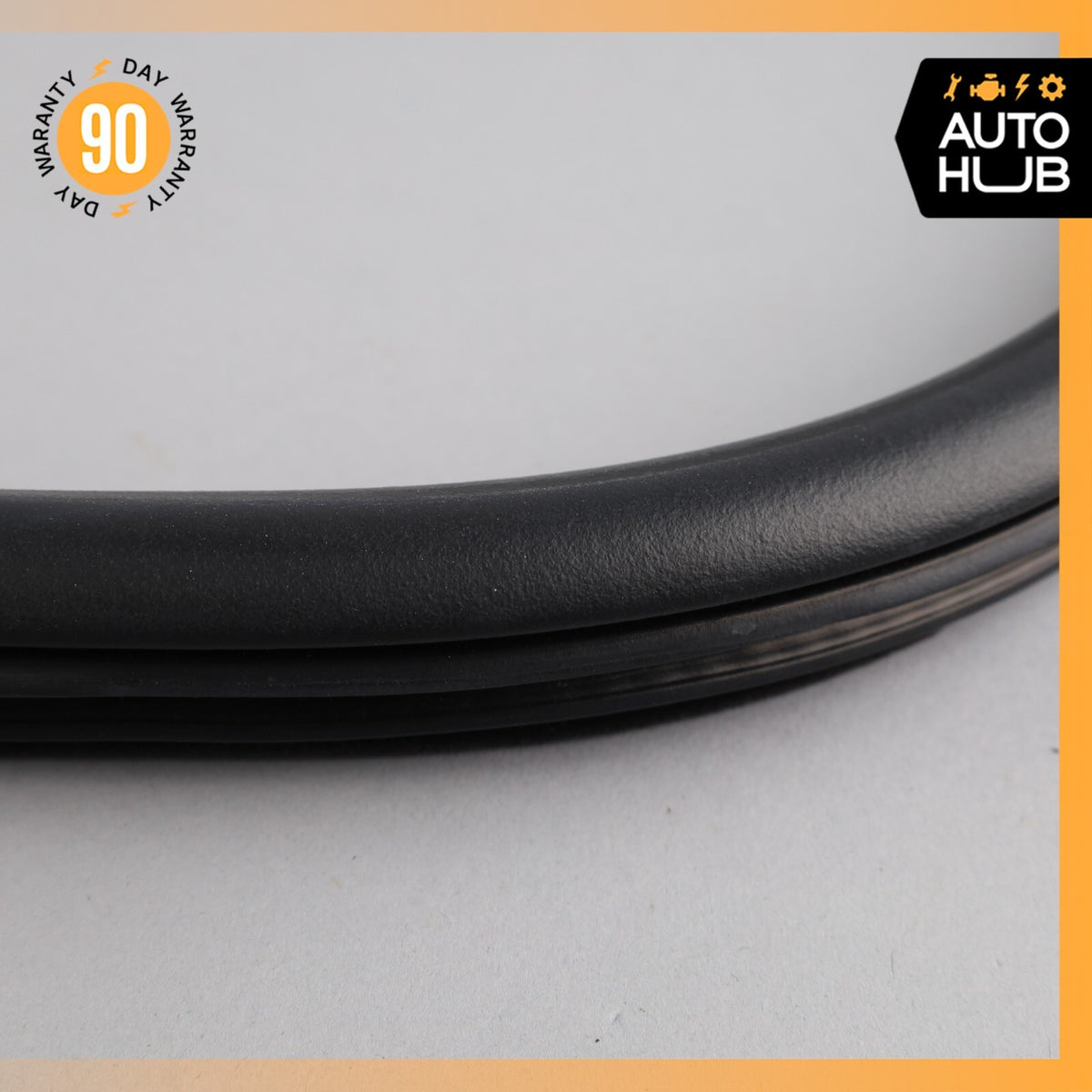 09-13 Maserati Quattroporte S M139 Rear Left Side Door Seal Rubber OEM 74k - photo 11